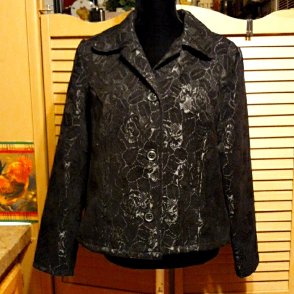 Cappagallo black tapestry jacket